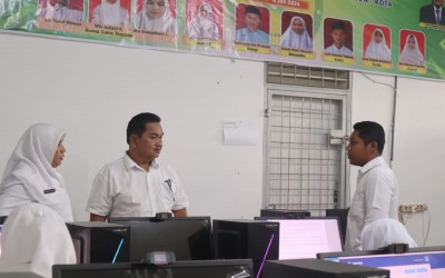 Pengawas Madrasah Laksanakan Monitoring Asesmen Madrasah Berstandar Komputer (ANBK) Tahun 2024, Guna Memantau Langsung Kegiatan
